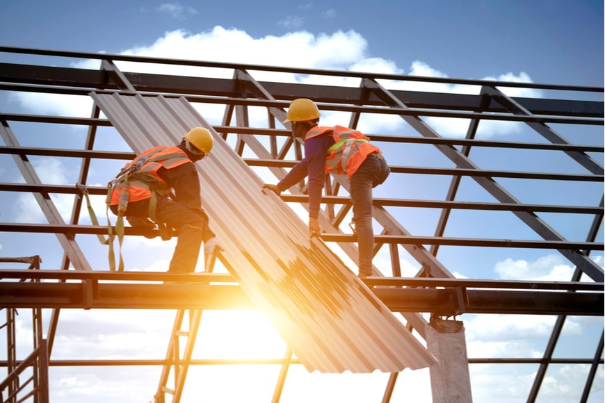 obreros en una construcción en marbella